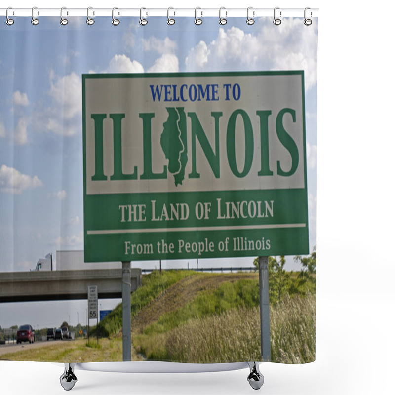 Personality  Welcome To Illinois Shower Curtains