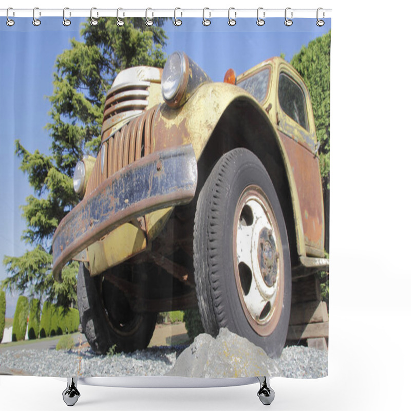 Personality  Low Angle Original Antique Truck Shower Curtains