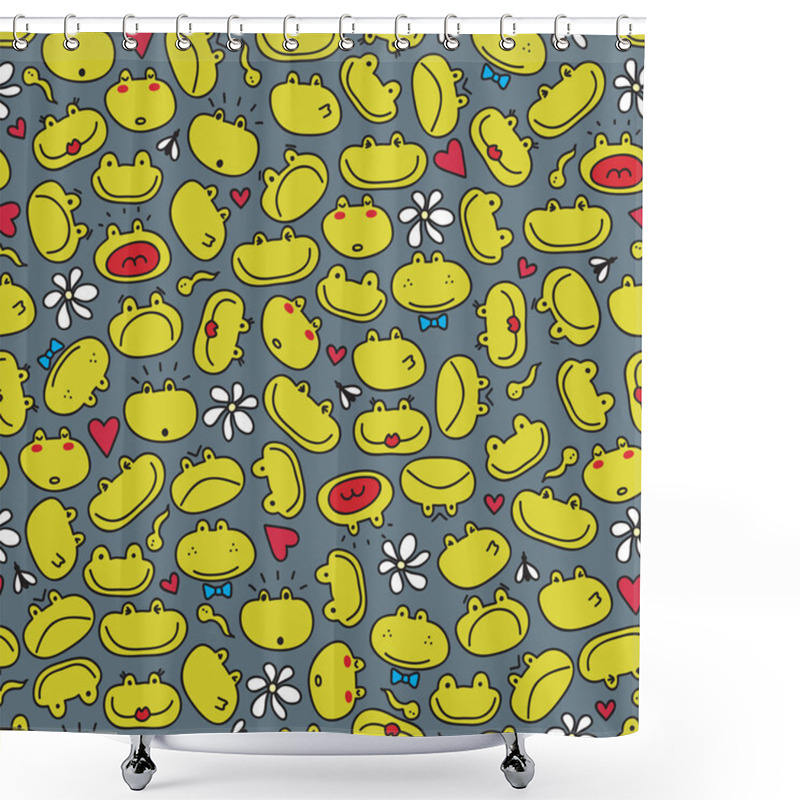 Personality  Seamless Pattern With Frogs Faces. Shower Curtains