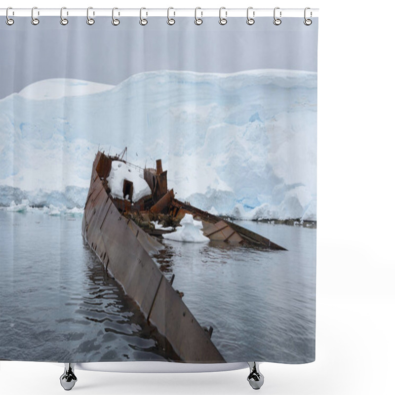 Personality  Old Rusty Ship View Shower Curtains