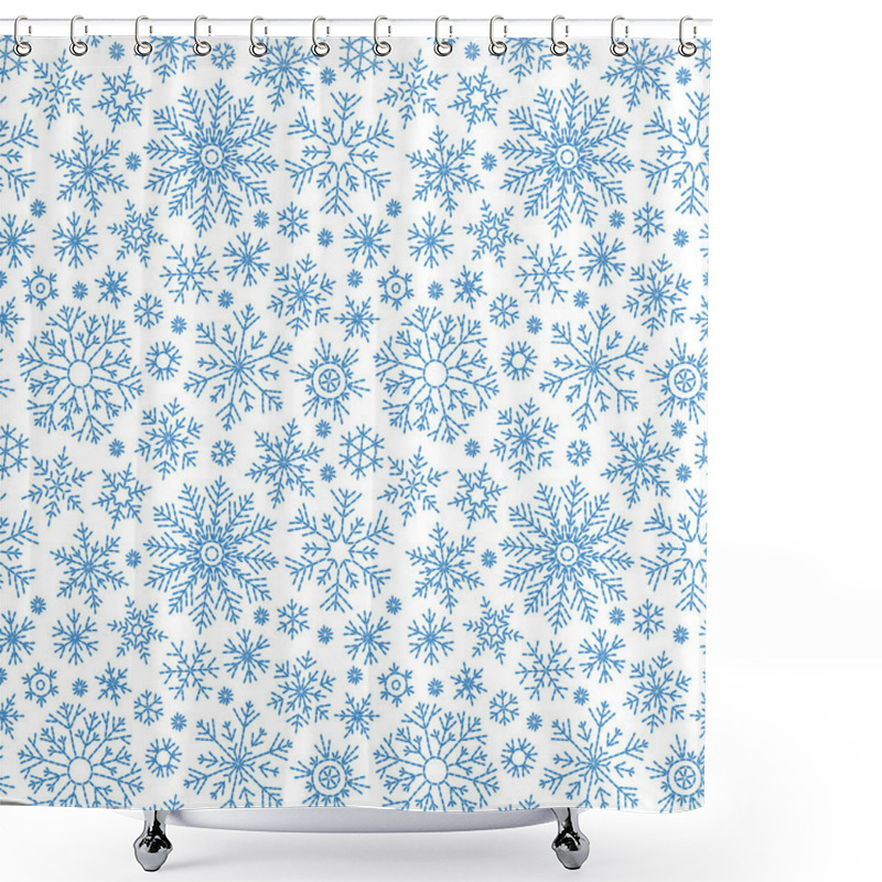 Personality  Christmas Seamless Doodle Pattern With Snowflakes. Shower Curtains