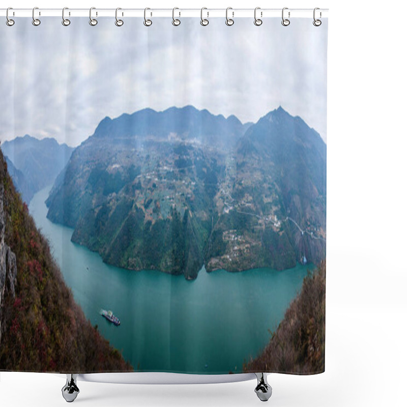 Personality  Chongqing Wushan County Wenfeng Forest Park Overlooking The Yangtze River Three Gorges Wu Gorge Shower Curtains