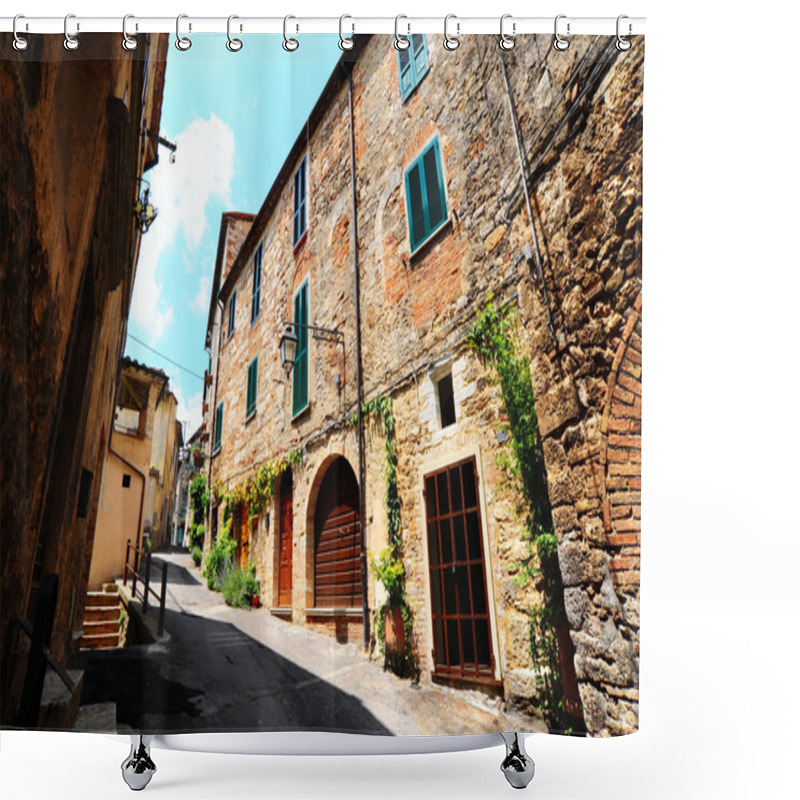 Personality  Old Buildings Shower Curtains