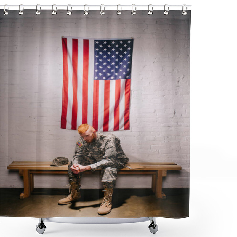 Personality  Soldier In Military Uniform Sitting On Wooden Bench With American Flag On White Brick Wall Behind, 4th July Holiday Concept Shower Curtains