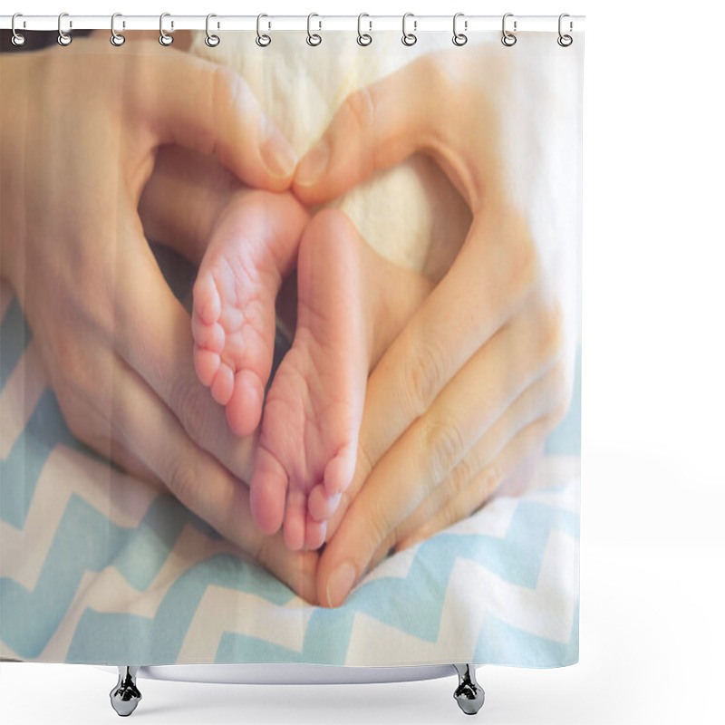 Personality   Newborn Baby Legs In Mother's Hands Folded By Heart, The Concept Of Motherhood, Child Care Shower Curtains