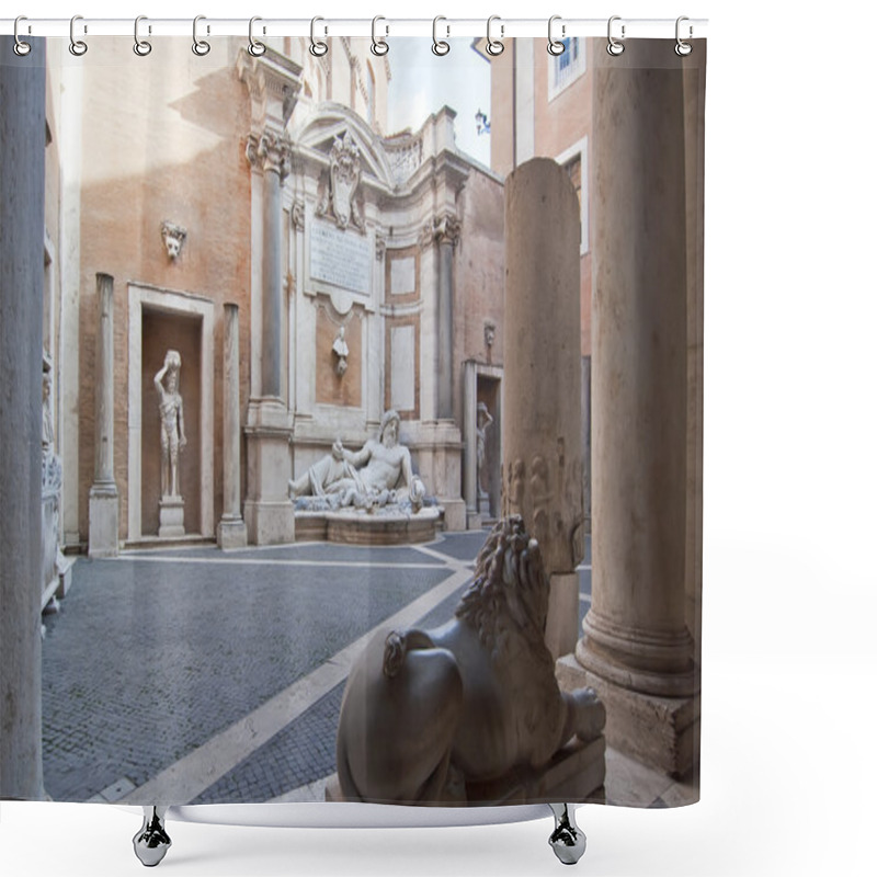 Personality  Sculpture Of Neptune Shower Curtains