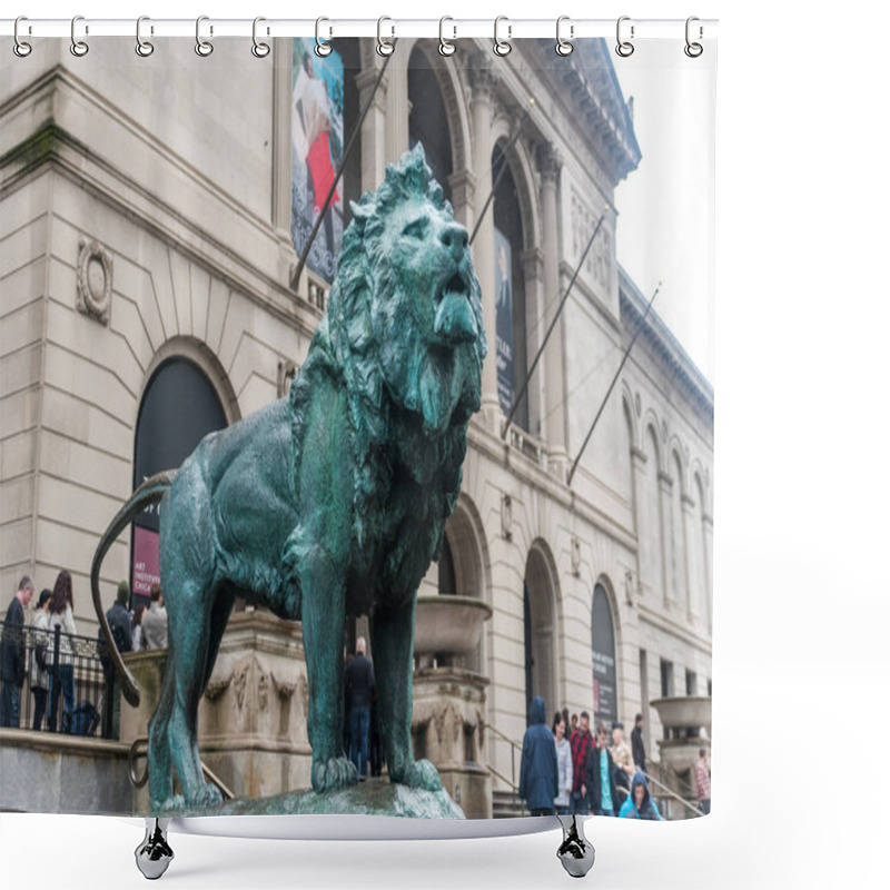 Personality  Chicago Lion Statue Shower Curtains