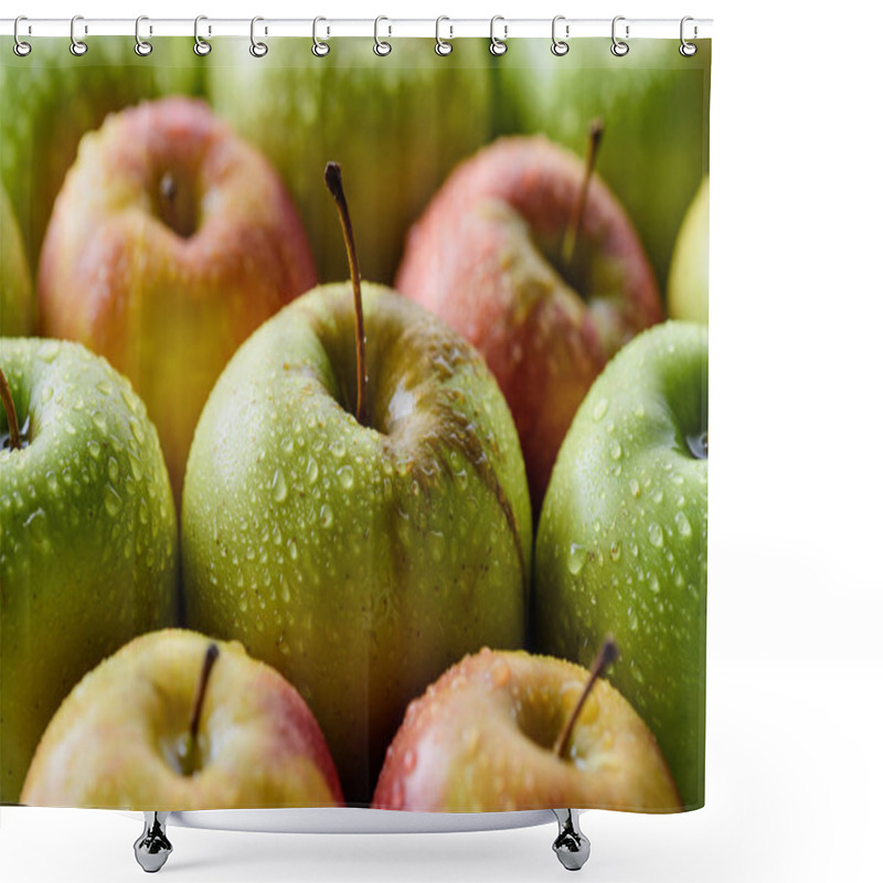 Personality  Close Up View Of Water Drops On Fresh Apples Backdrop Shower Curtains