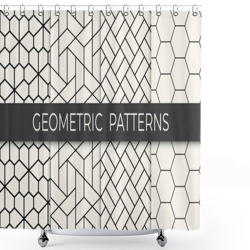 Personality  Black And White Geometric Grid Pattern Set Shower Curtains