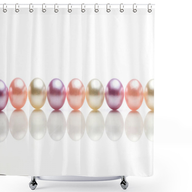 Personality  Pearls On A White Background Shower Curtains