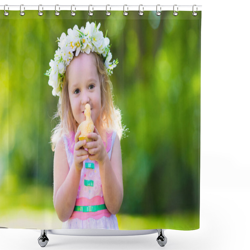 Personality  Little Girl Playing With A Toy Duck Shower Curtains