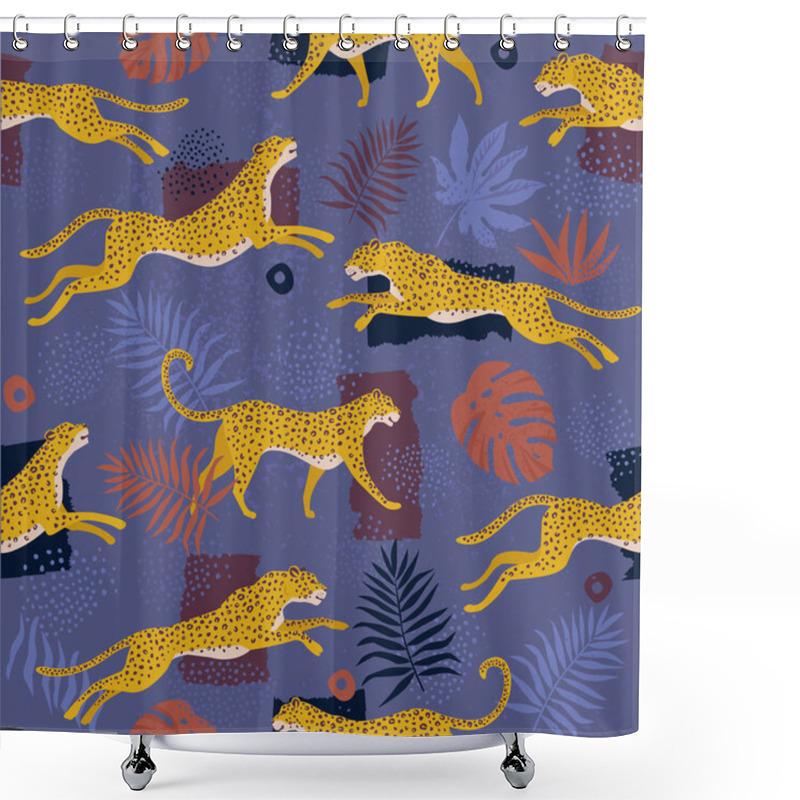 Personality  Vestor Seamless Pattern With Leopards And Tropical Leaves. Trendy Style. Shower Curtains