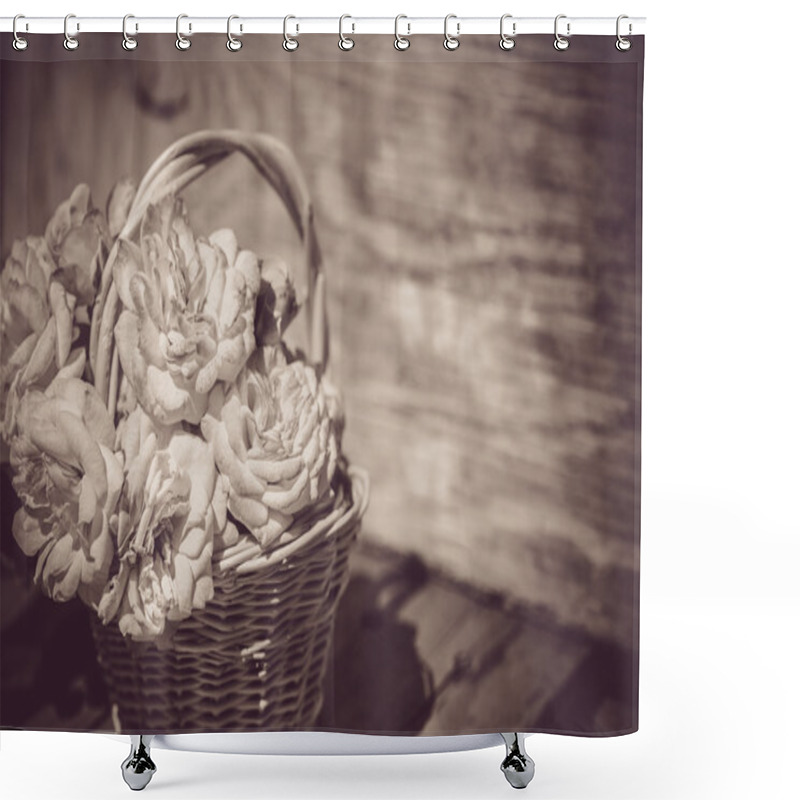 Personality  Dre Roses In Basket Shower Curtains