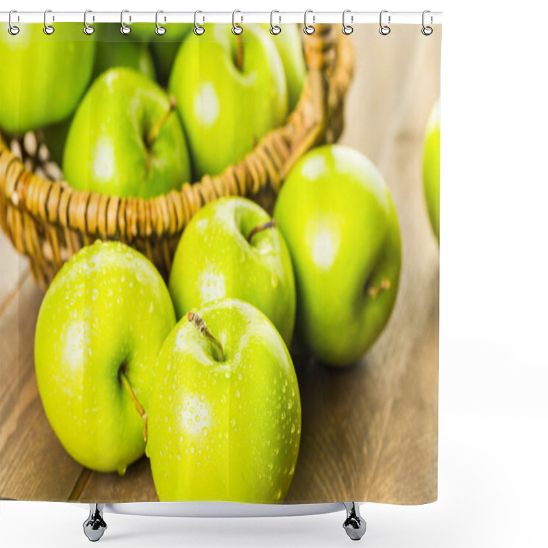 Personality  Organic Granny Smith Apples Shower Curtains