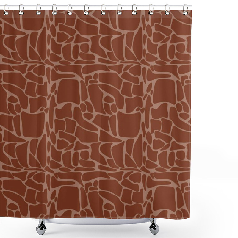 Personality  Seamless Pattern Of Small Giraffe On Mocha Mousse Background Shower Curtains