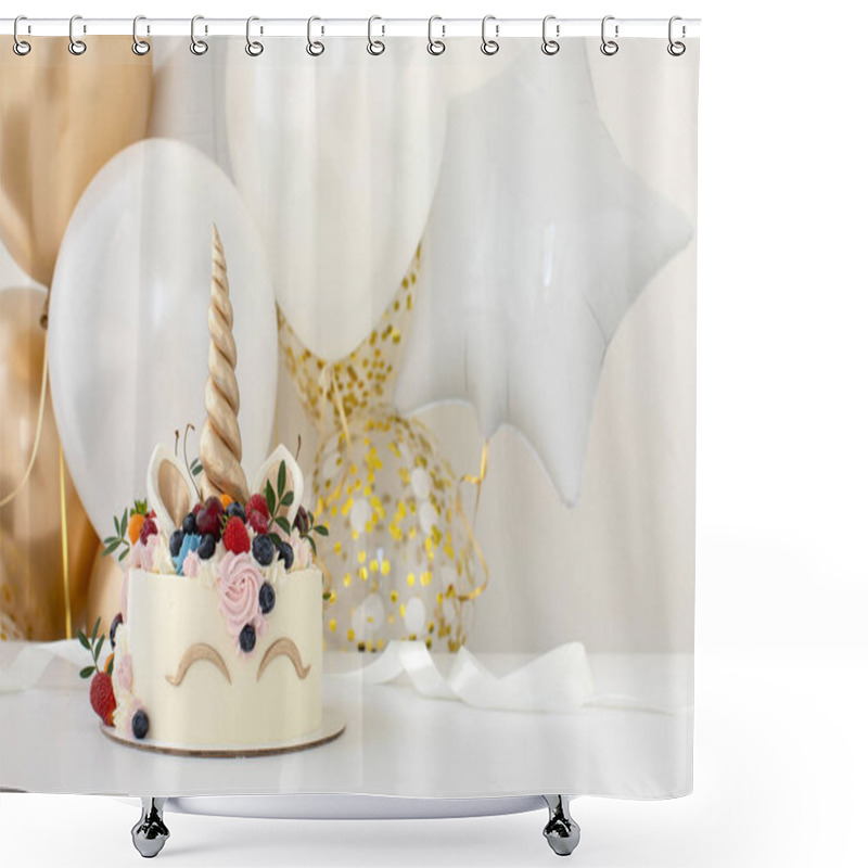 Personality  Birthday Party Table With Unicorn Cake Shower Curtains