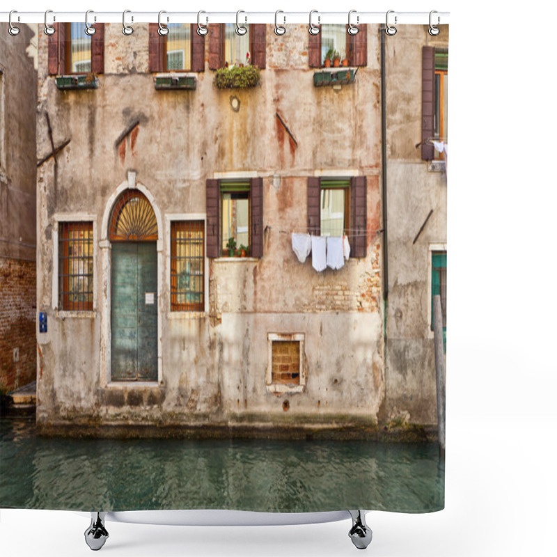 Personality  Venice Canal And Water Door Shower Curtains