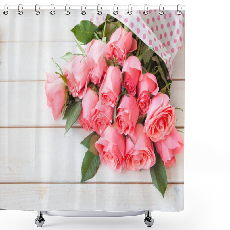 Personality  Bunch Of Pink Roses Shower Curtains