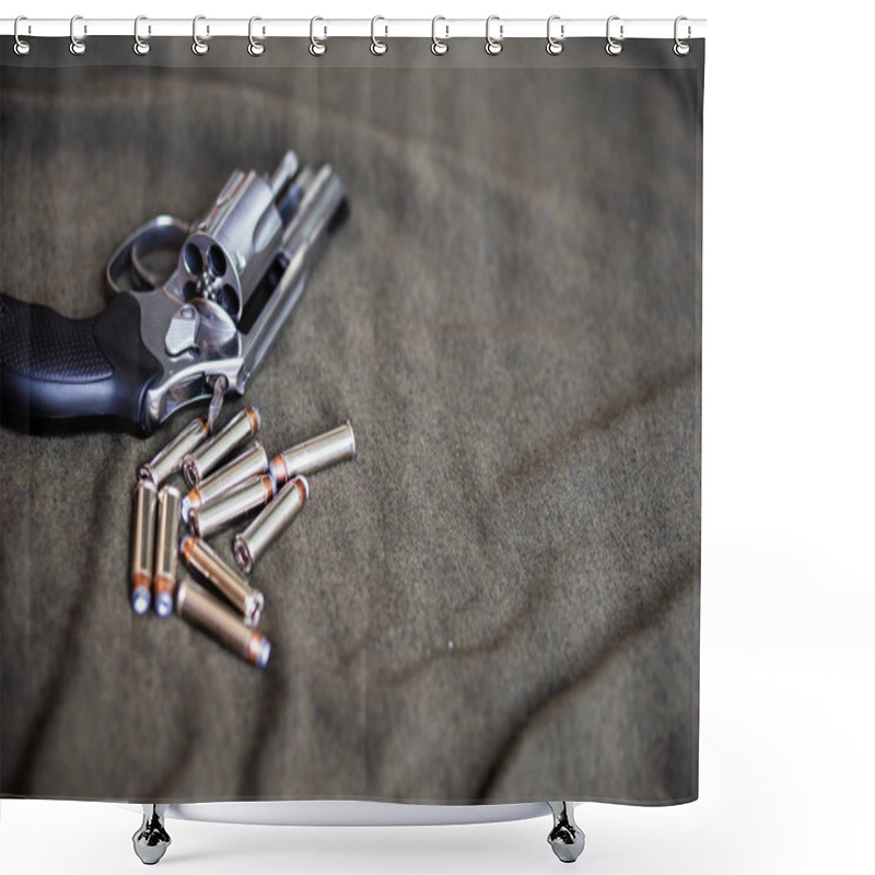 Personality  357 Magnum Conceal Revolver Gun With Bullet Shower Curtains