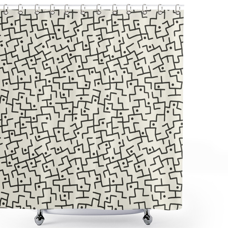 Personality  Seamless Abstract Pattern With Twisted Lines Shower Curtains