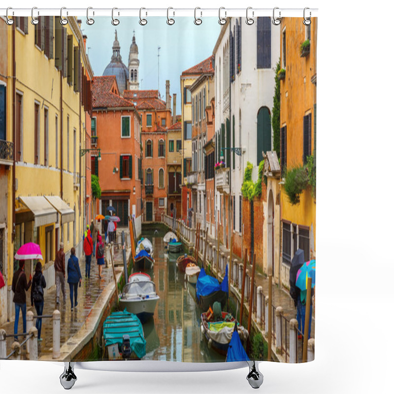 Personality  Tourists Under Umbrellas On A Rainy Day In Venice Shower Curtains