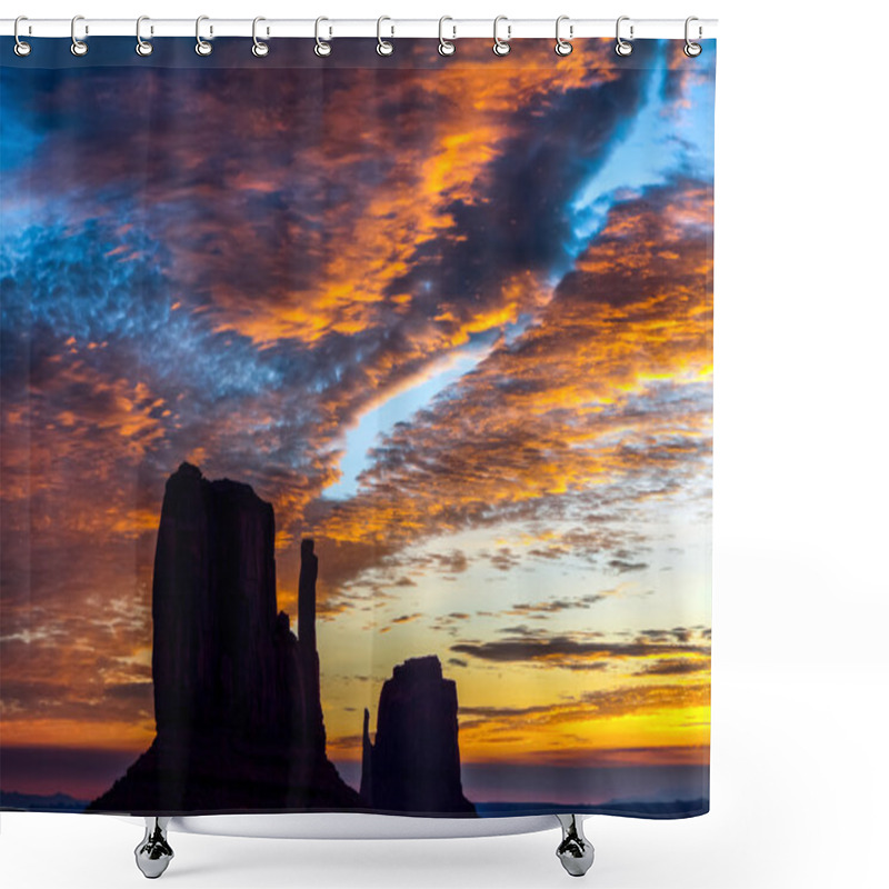 Personality  Sunrise In Monument Valley Shower Curtains