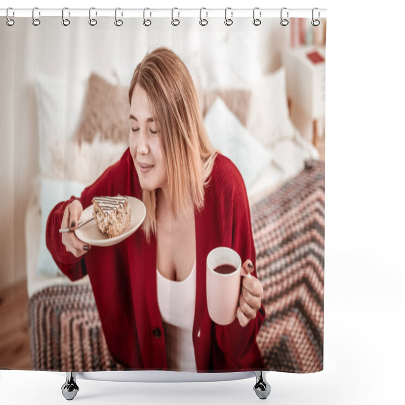 Personality  Long-haired Woman In Red Cardigan Being Happy With Sweet Cake Shower Curtains