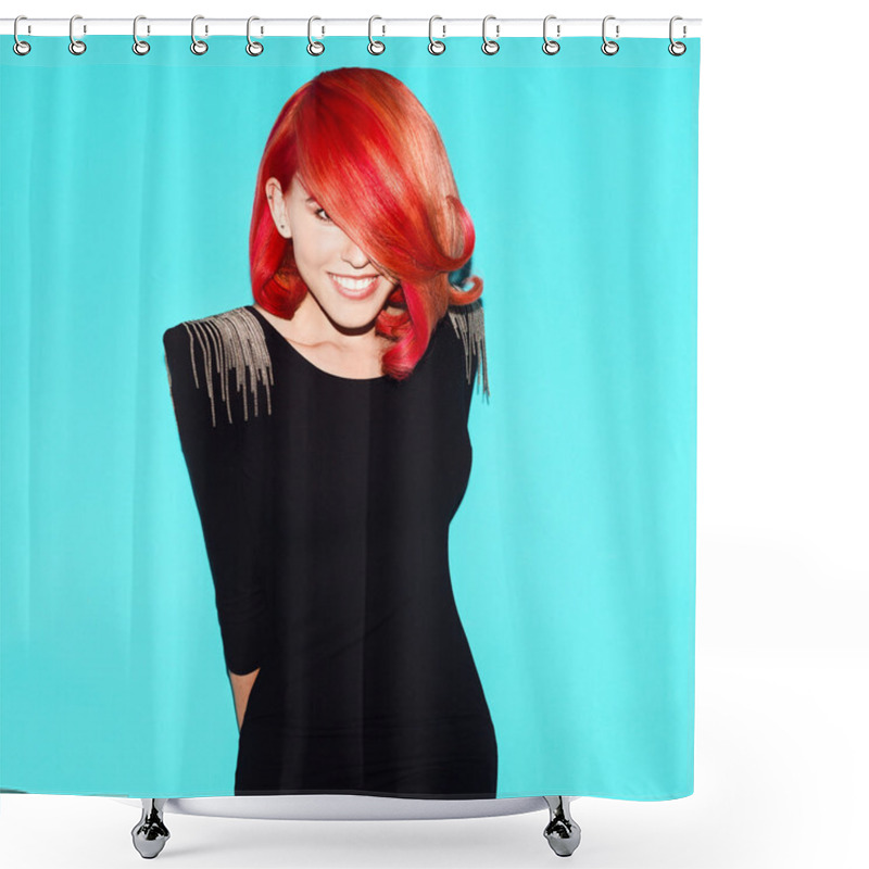 Personality  Hollywood Is Waiting For Me. Elegant Lady With Stylish Hair. Red Shower Curtains