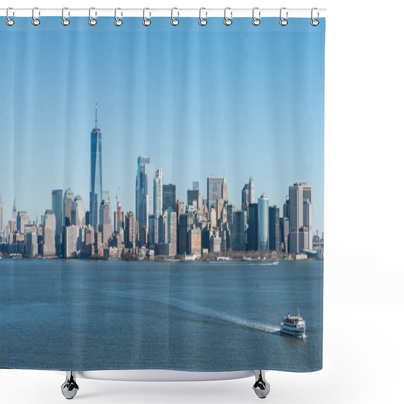 Personality  New York, United States, January 29, 2020: The Financial District Is A Business District In New York City, Home To The Headquarters Of The City's Largest Corporations And Financial Institutions, Including The New York Stock Exchange. Shower Curtains