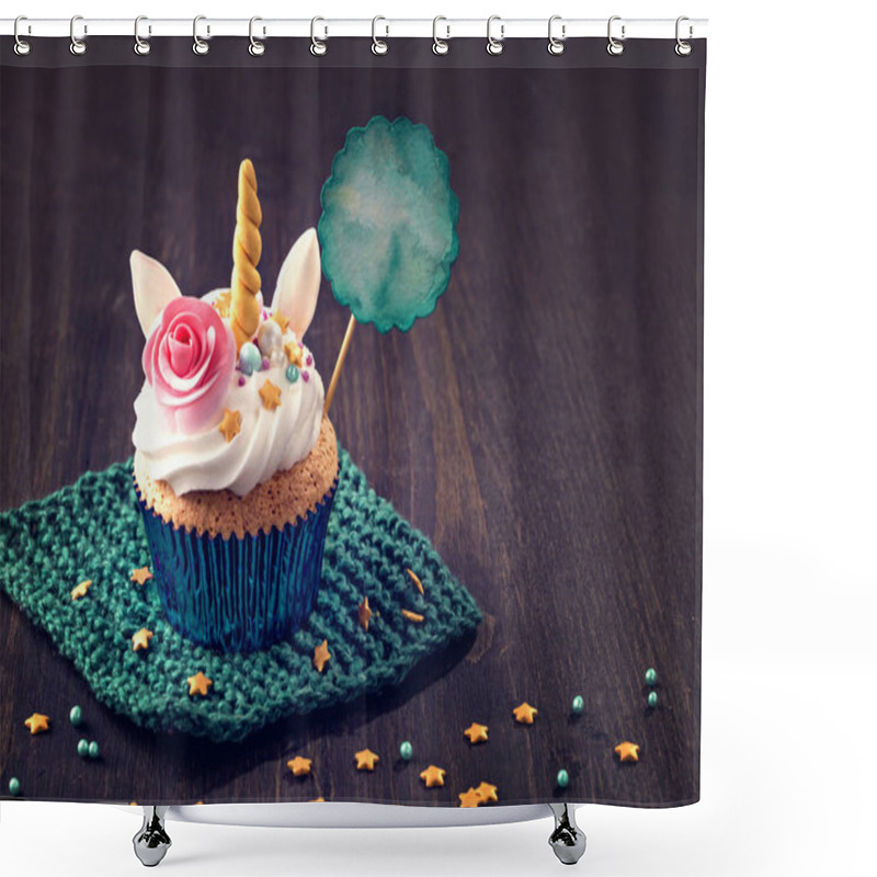 Personality  Unicorn Cupcake For Party Shower Curtains