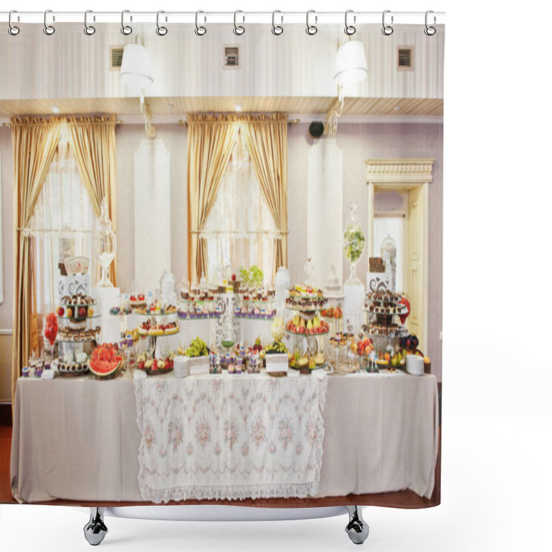 Personality  Gorgeous-looking Wedding Table With Various Beverages, Delicious Shower Curtains