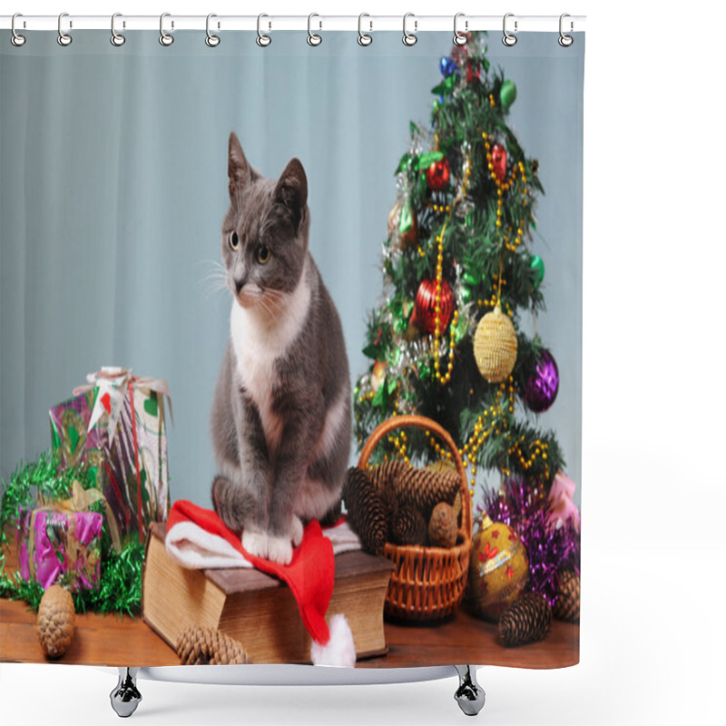 Personality  New Year's Decoration And The Cat Shower Curtains