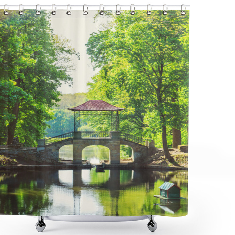 Personality  Chinese Bridge Shower Curtains