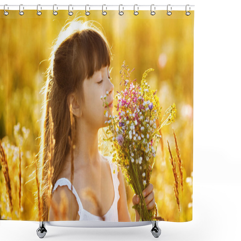 Personality  Happy Girl With A Bouquet Of Wild Flowers Shower Curtains