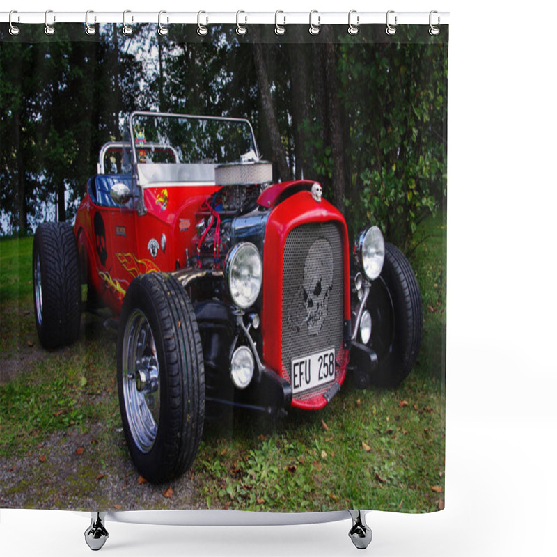 Personality  Red Hot Rod With Skull Grille Shower Curtains