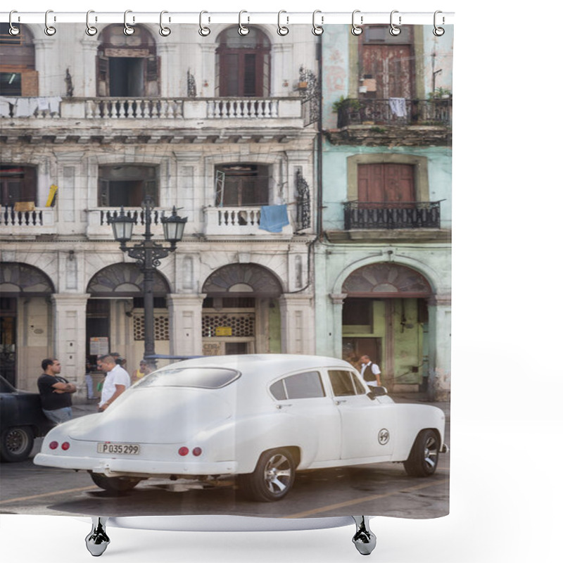 Personality  Old Car Next To Crumbling Buildings In Havana Shower Curtains