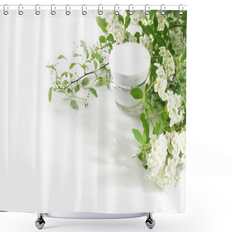 Personality  Natural Cosmetics Shower Curtains