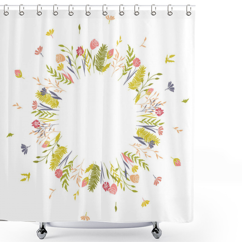 Personality  Floral Round Wreath. Shower Curtains