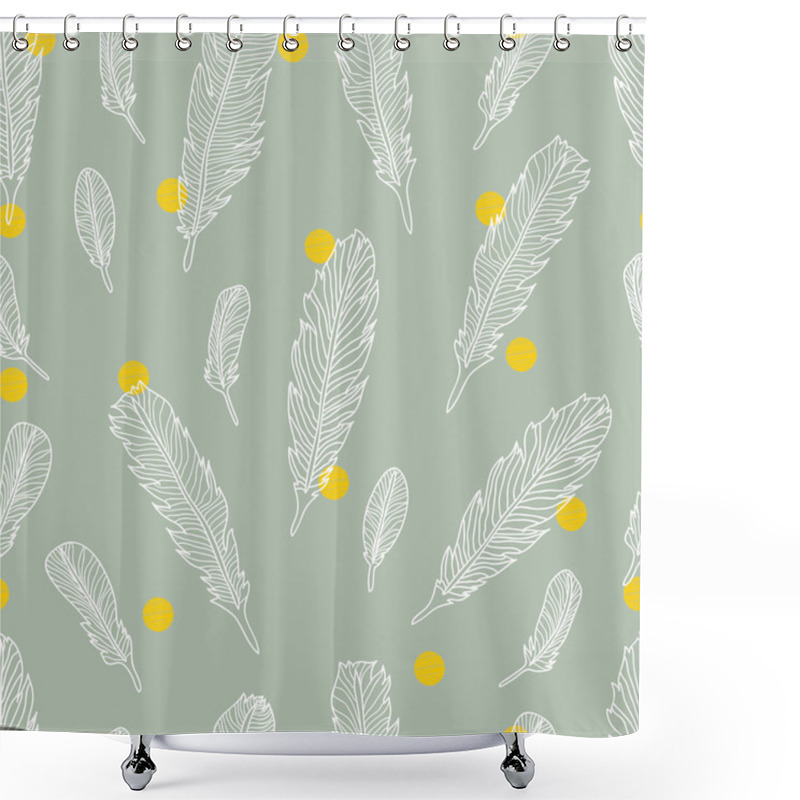 Personality  Beautiful Seamless  Pattern With Feathers. Shower Curtains