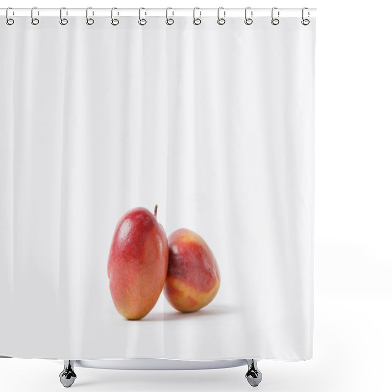 Personality  Close Up View Of Fresh Mango Fruits Isolated On White Shower Curtains