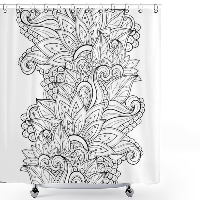 Personality  Seamless Abstract Monochrome Floral Pattern Shower Curtains