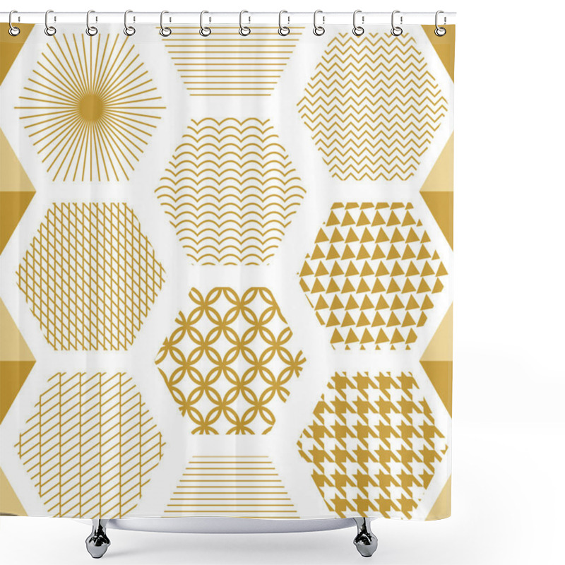 Personality  Japanese Golden Print With Hexagons. Shower Curtains