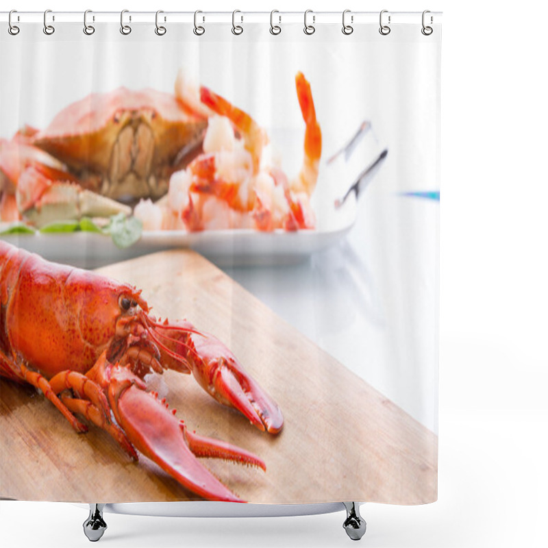 Personality  Preparing Dungeness Crab And Red Lobster Shower Curtains