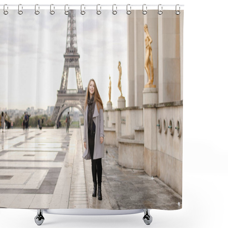 Personality  Pretty Woman Standing On Trocadero Square Near Gilded Statues And Eiffel Tower. Shower Curtains