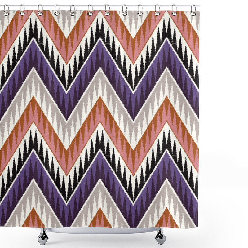 Personality  Zigzag Pattern Shower Curtains