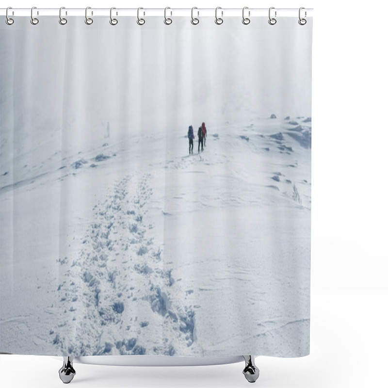 Personality  Climbers Shower Curtains