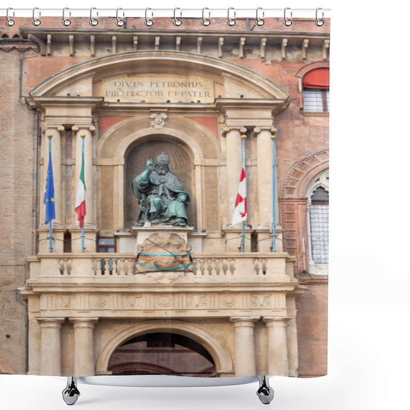 Personality  Bronze Statue In Palazzo D Shower Curtains