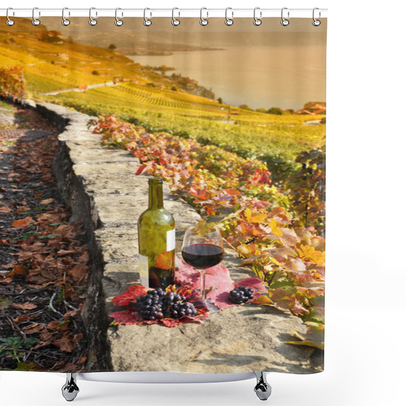 Personality  Red Wine And Grapes Shower Curtains