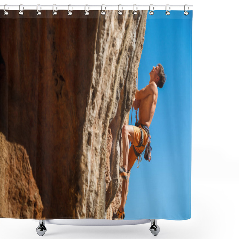 Personality  Rock Climbing Close-up Shower Curtains