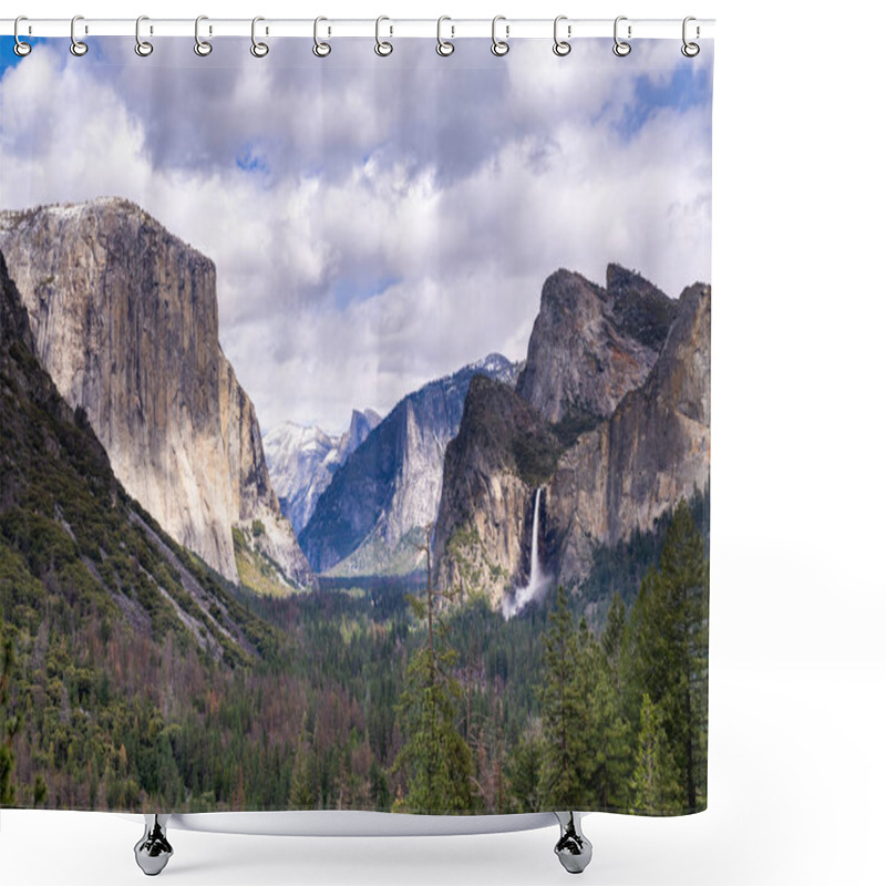 Personality  Tunnel View Of Yosemite National Park In California San Francisco USA Shower Curtains